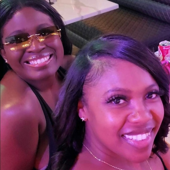 Meet your Posher, Amanda Nicole Host Pick/ Top 10% - Picture 11 of 11